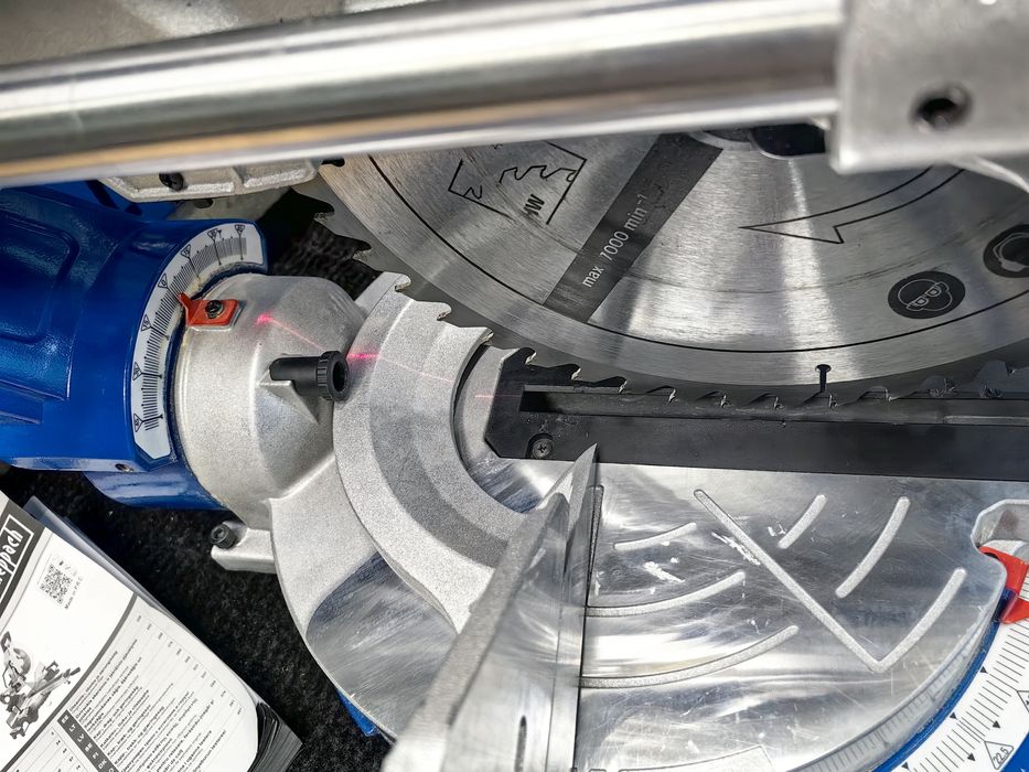 Потапящ Циркуляр с изтегляне Scheppach 305mm