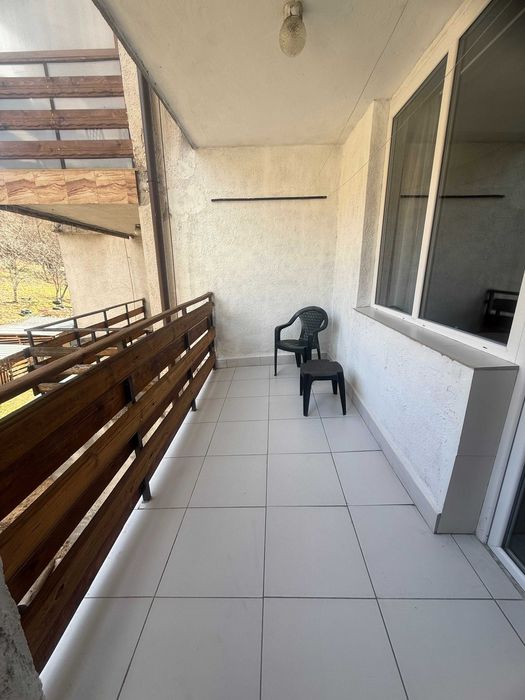 Продава многостаен апартамент в гр.Трън - от собственик