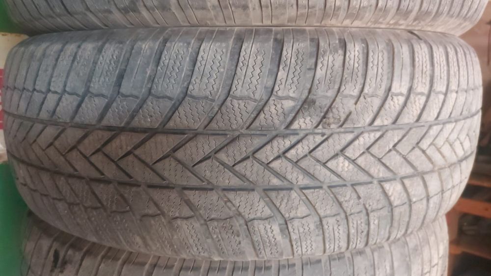 Шины б.у. 265/60/r18
