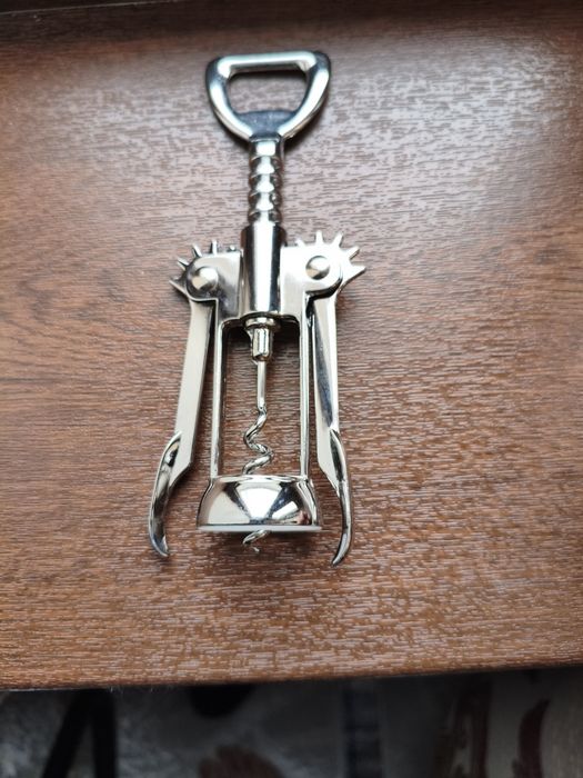 Штопор для вина Домовой