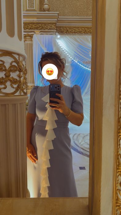 Голубая платье!!!