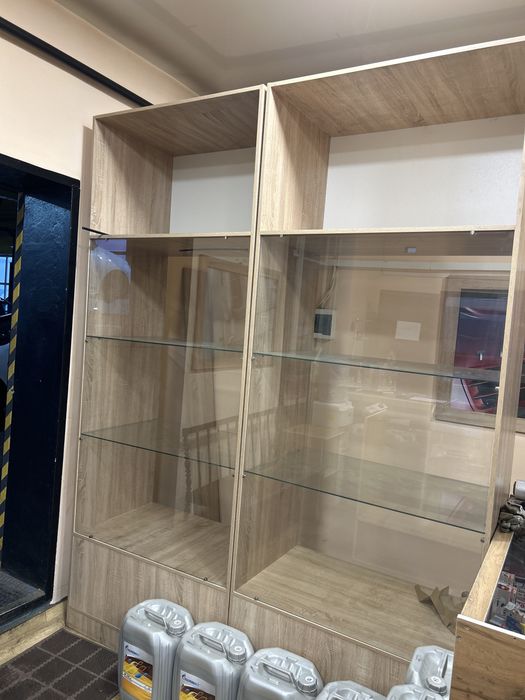 Шкафы стелажы для магазина