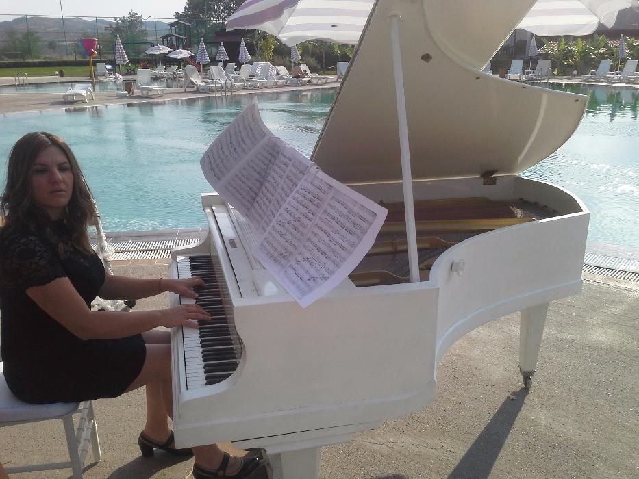 Наем на роял, рояли