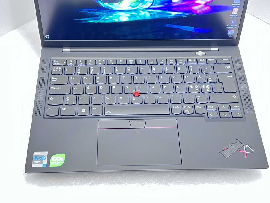 Реновиран лаптоп Lenovo Thinkpad X1 Carbon G9 i7-1165G7 32GB 1TB