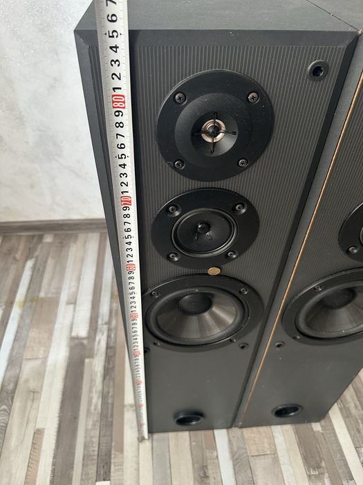 Продавам тонколони Sony SS-MF315.