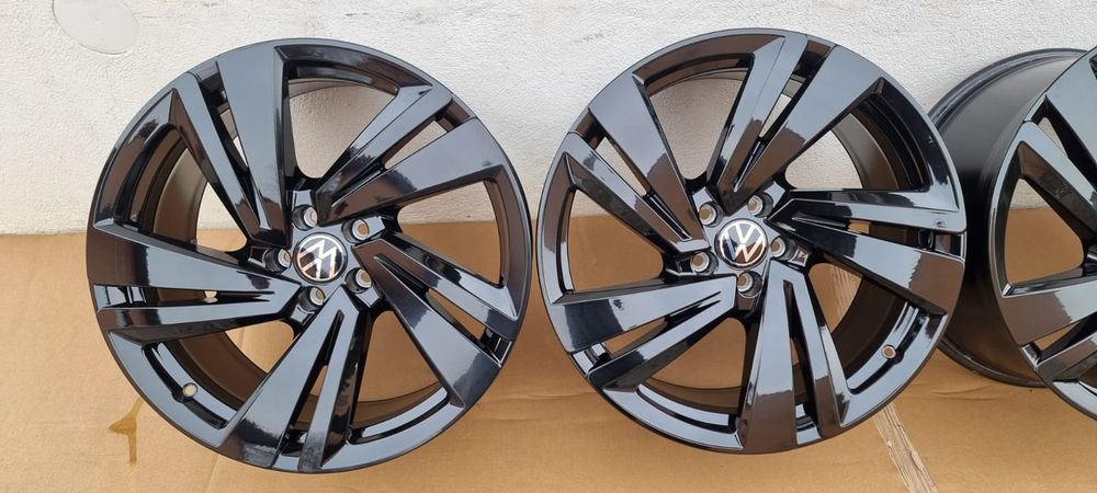 Jante r 20 VW touareg 3 (dupa 2018)