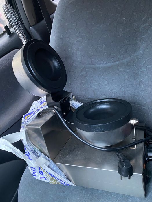 Бургер преса за нло бургери