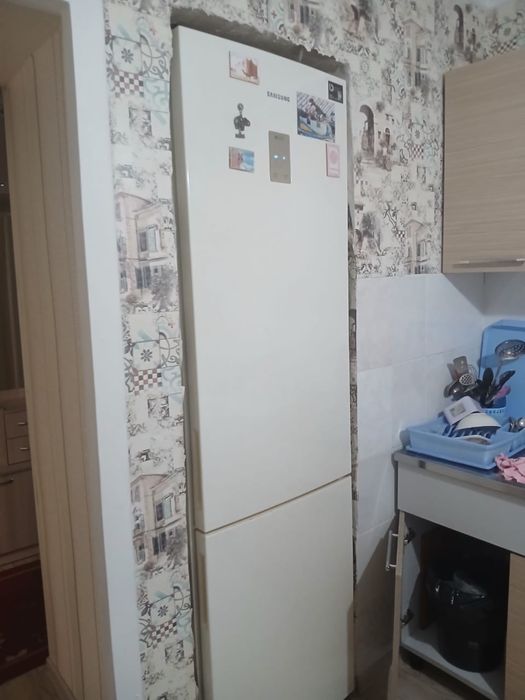 Холодильник Samsung
