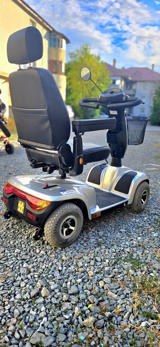 Carut scuter electric INVACARE ORION  pentru persoane cu dizabilități handicap