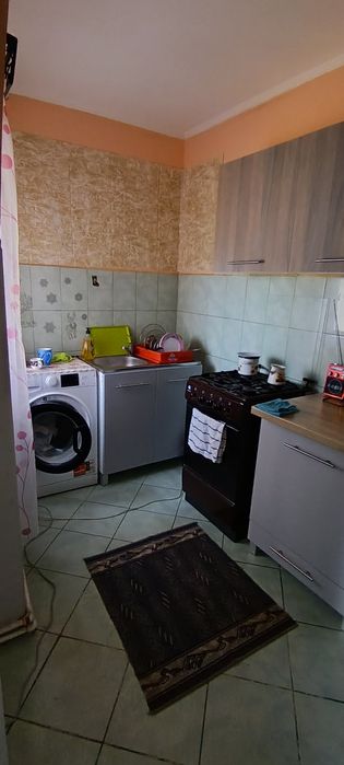 Apartament cu 2 camere de vanzare contact: 0754982122