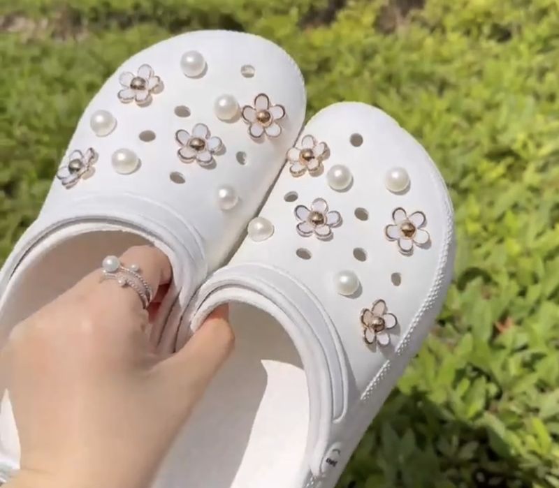 Елегантни Значки за Crocs JIBBITZ Аксесоари за Crocs
