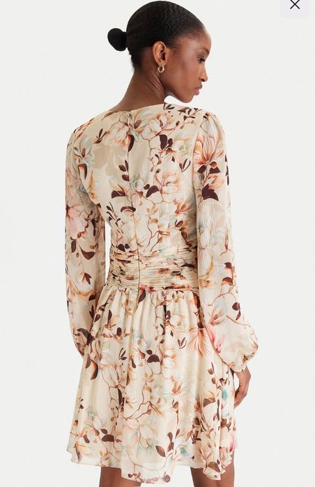 Рокля GUESS / Коктейлна рокля