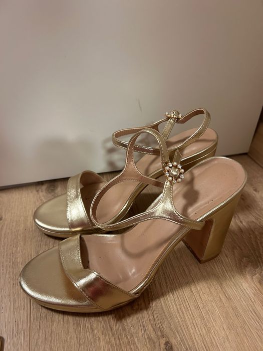 Токчета за 8 евро