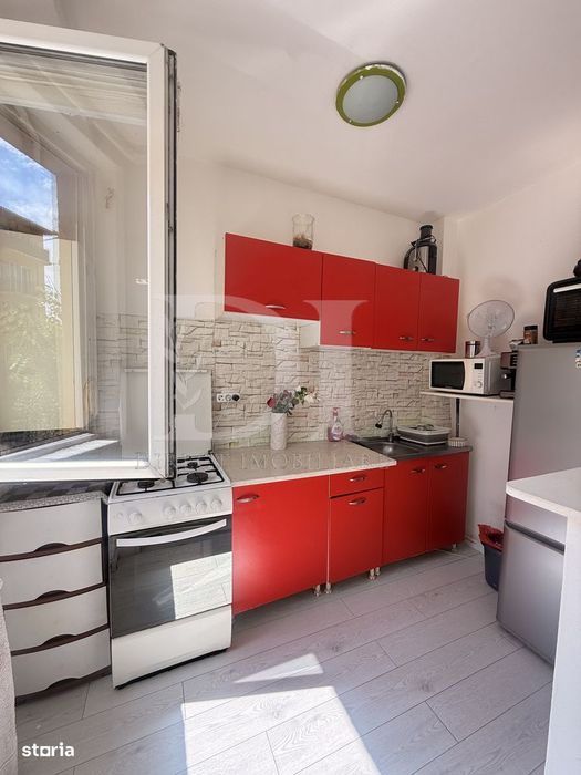 Apartament la cheie / etaj intermediar
