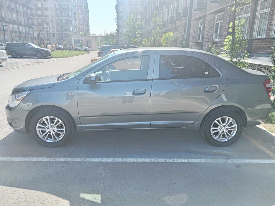 Chevrolet Cobalt 2024 — 3