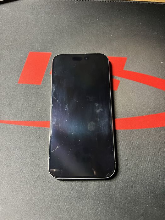 iPhone 15 Pro 256GB (Б/У) каробки нет