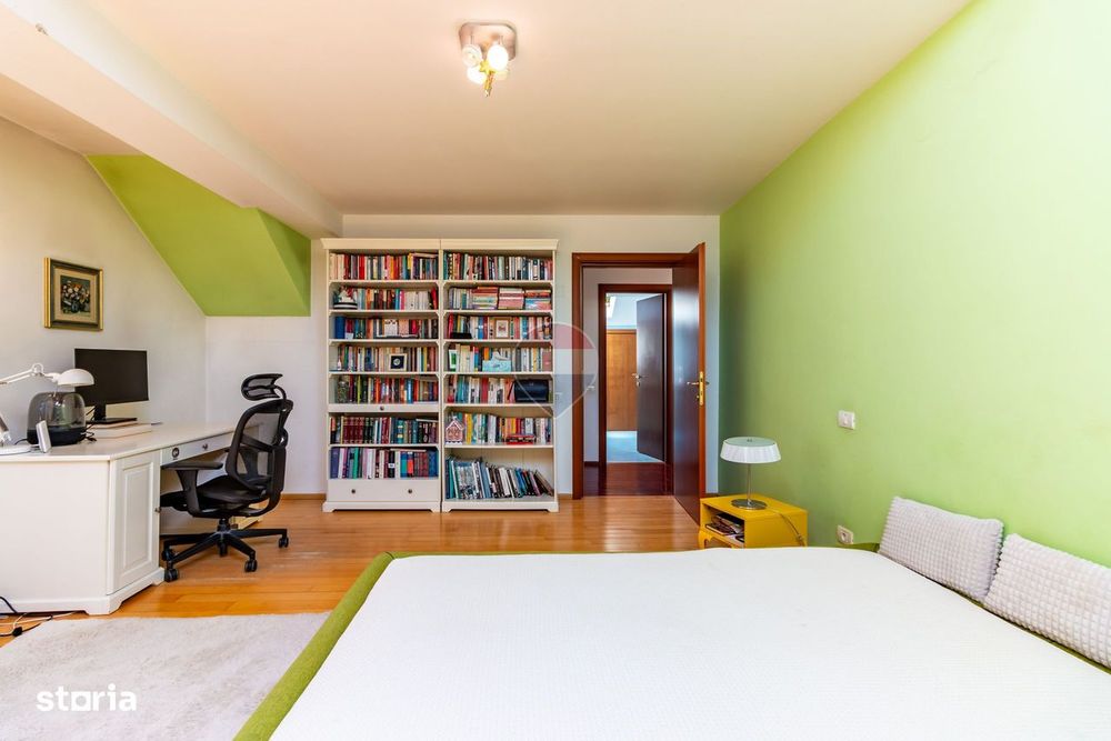 Vila de colt de vânzare în Corbeanca | Paradisul Verde