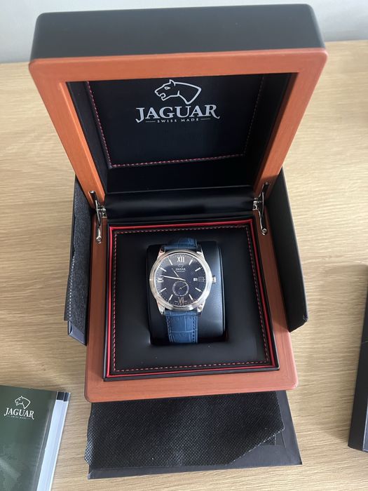 Швейцарски часовник Jaguar Acamar