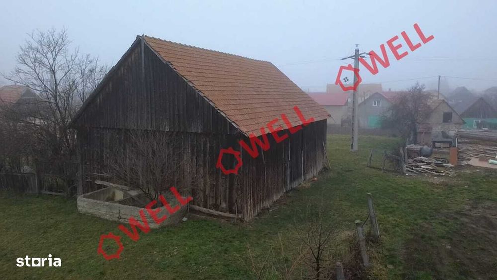 Șură și teren intravilan de vânzare în Chichiș!