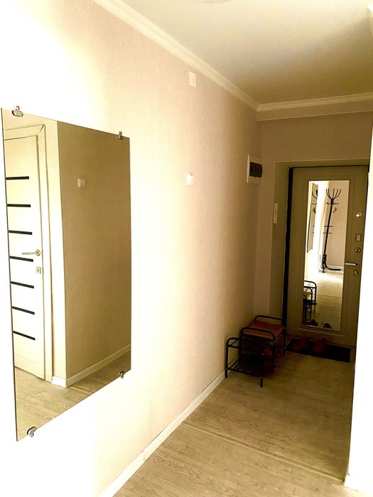 Элитная , центр города ! Паре