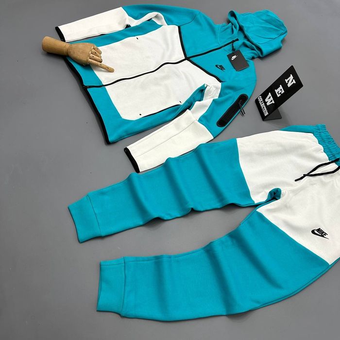 Екипи Nike Double Face