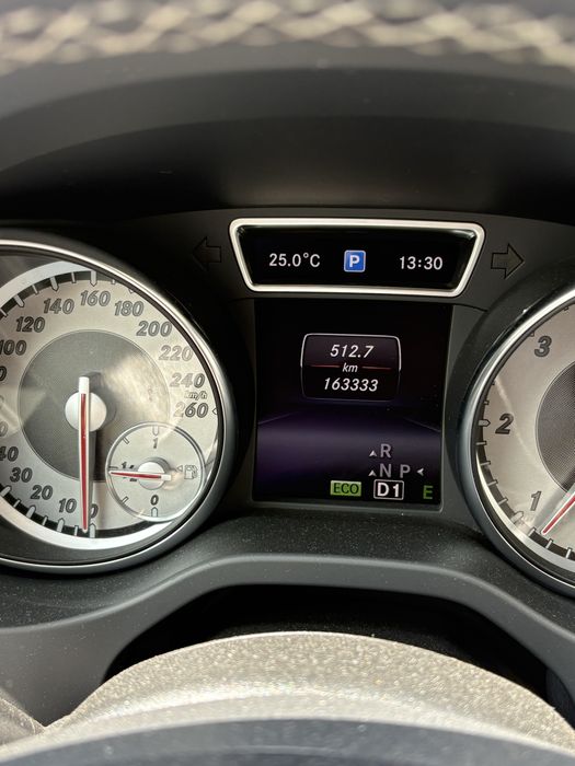 Mercedes GLA 220 4MATIC
