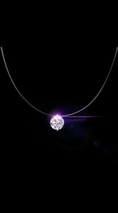 Красив кристал на колие