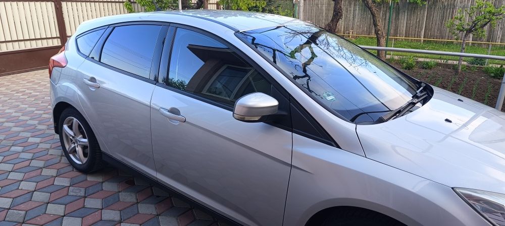 FORD Focus 2014 — imagine 8