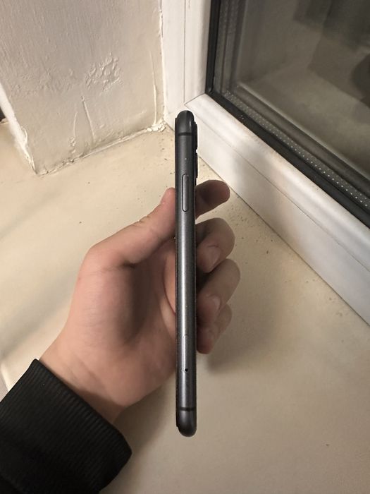 Продаю Iphone 11,64gb