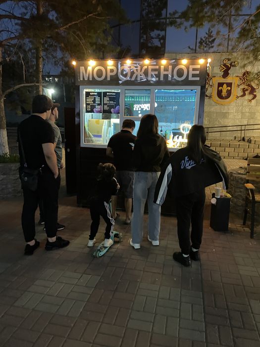 Ларек мороженое киоск