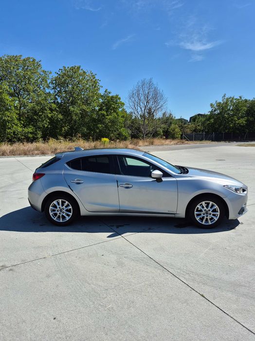 Mazda 3 Skyactive G120