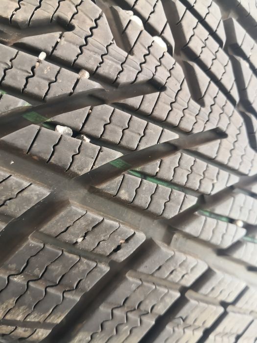 215 60 16 цола гуми като нови Goodyear dot 25