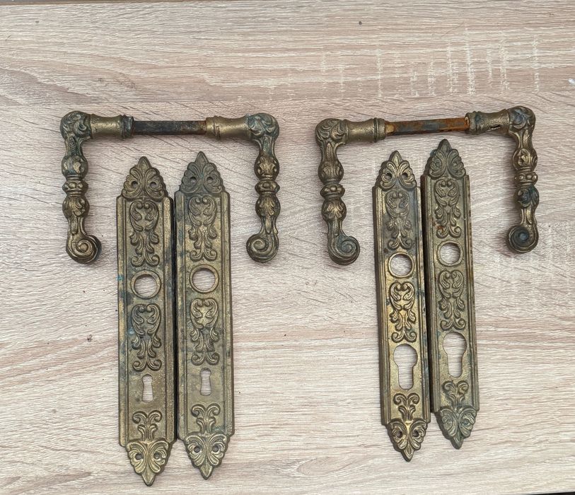 Бронзови брави - 2 бр