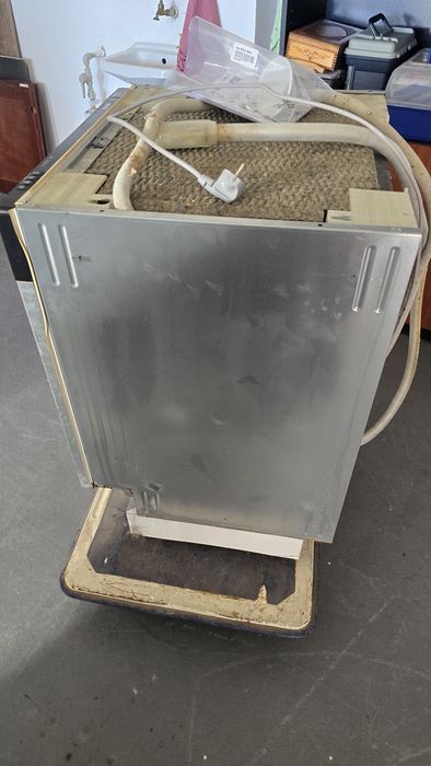 Съдомиялна за вграждане BOSCH 60 см.