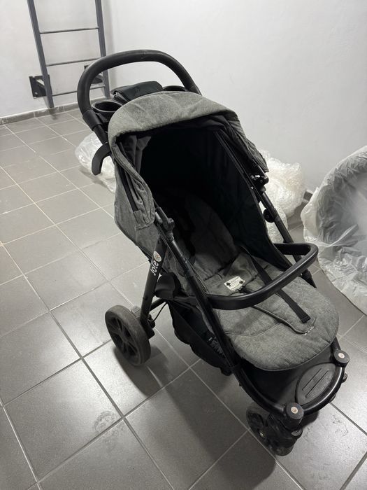 Коляска прогулочная Joie Litetrax