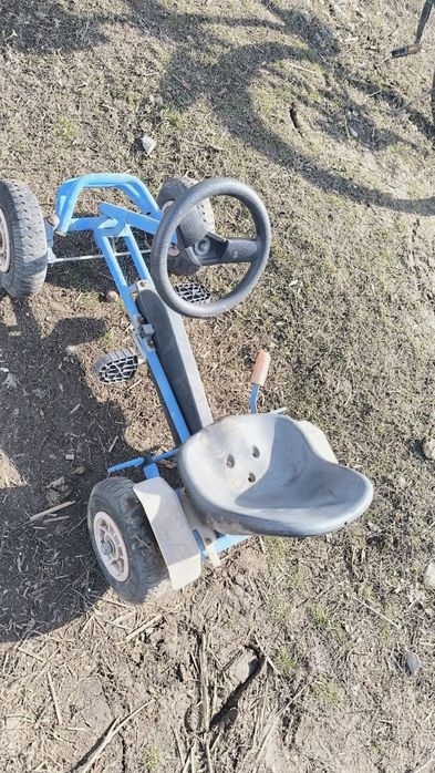 Продам детскую машину