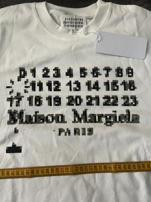 Tricou Maison Margiela Efect Blurat Marimea S Swag Y2K