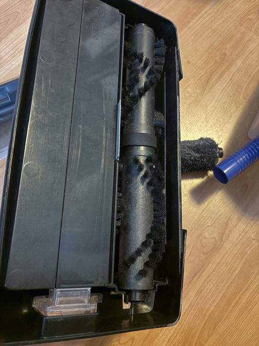 Kirby avalir 2 cleaning system