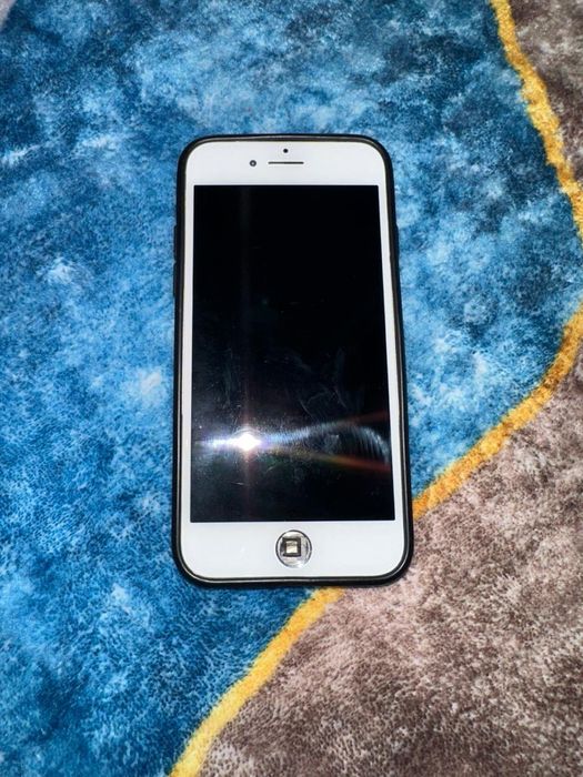 Продам iphone 7 32 gb