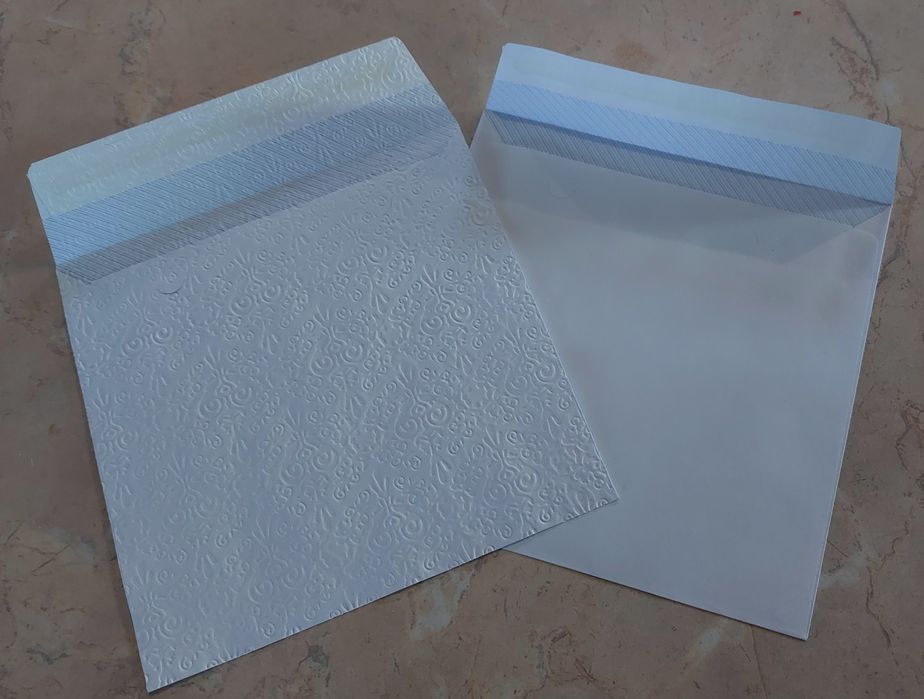 Квадратни пликове 16/16 см.