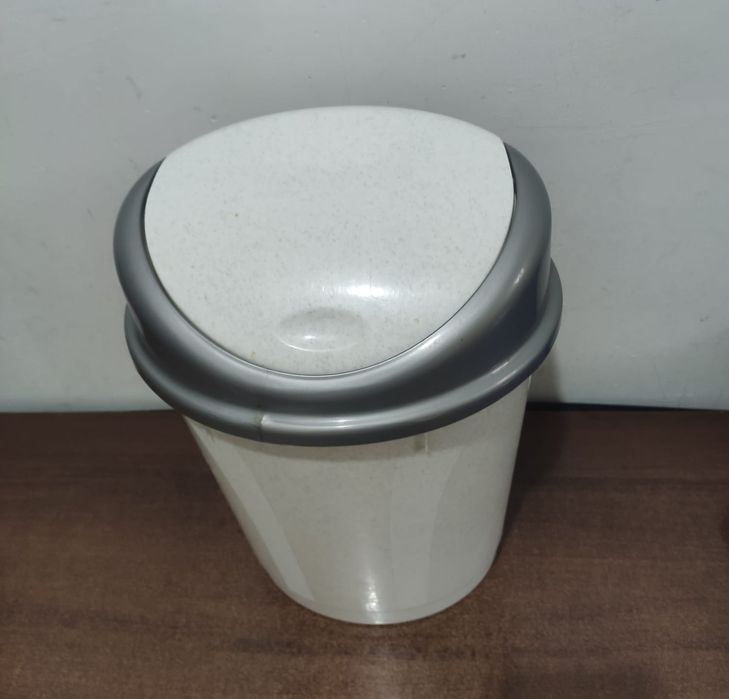 Ведро хозяйственное