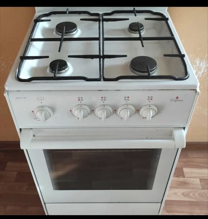 Газовая плита 4 комфорки