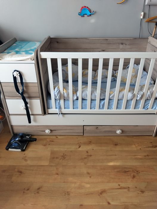 Бебешко легло от Айко