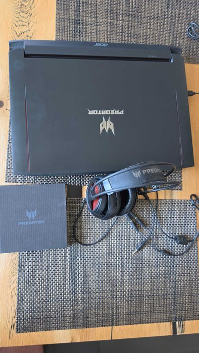 Acer Predator 17 G9-791 / i7 / 16GB / GTX 970M / SSD + HDD + пълен комплект