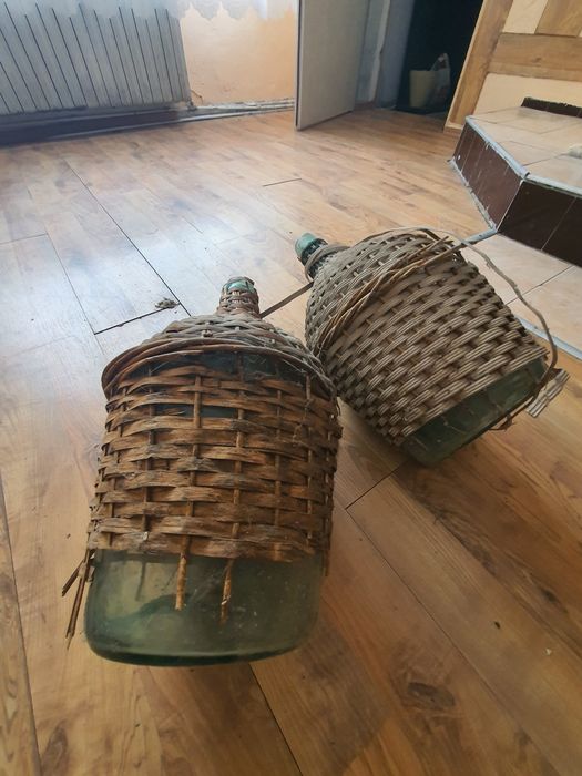 Стъклени дамаджани по 10 литра