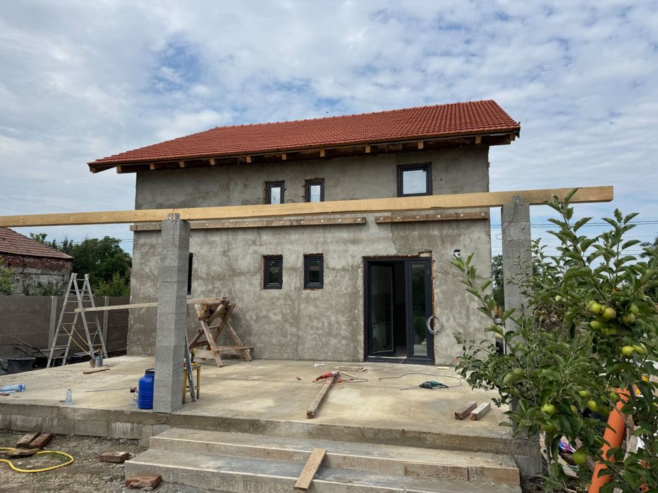 Propietar vand casa in Parța