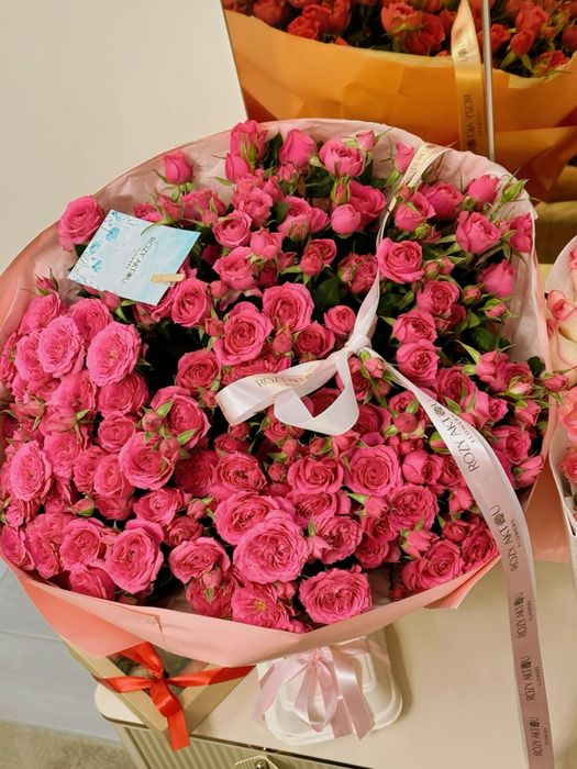 объемный ветка роза