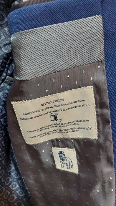 Sacou barbati superb