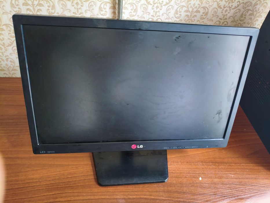 Б/У монитор от LG