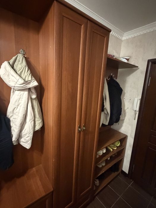 Шкаф для прихожей